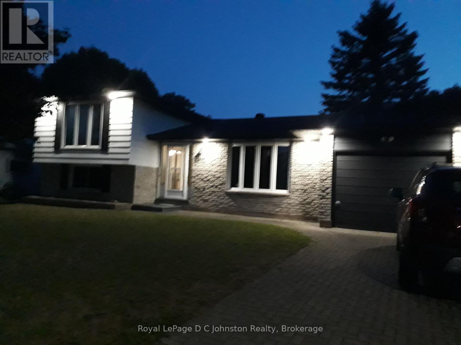 362 Crawford Street, Saugeen Shores, Ontario  N0H 2C2 - Photo 34 - X12236797
