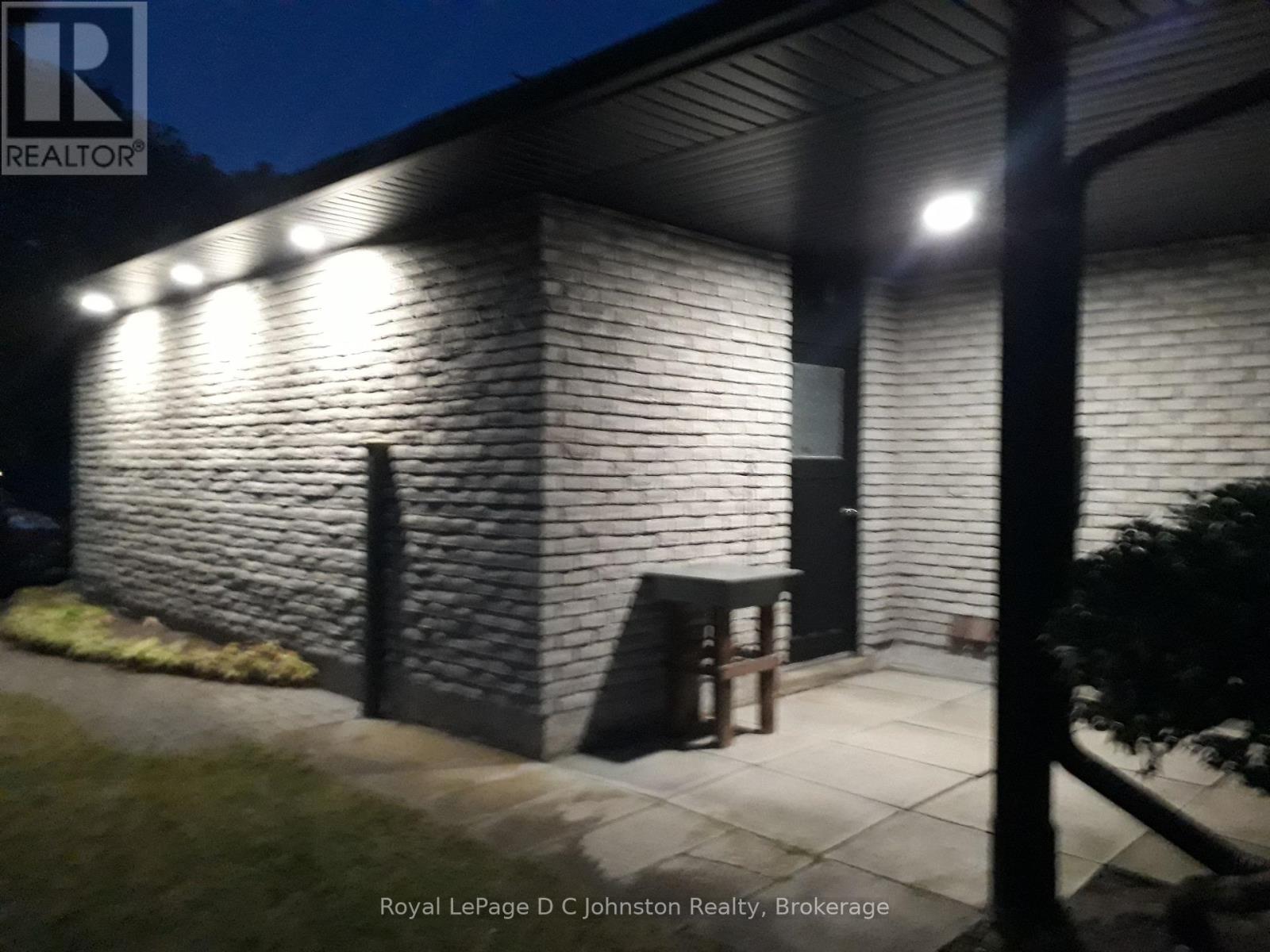 362 Crawford Street, Saugeen Shores, Ontario  N0H 2C2 - Photo 35 - X12236797