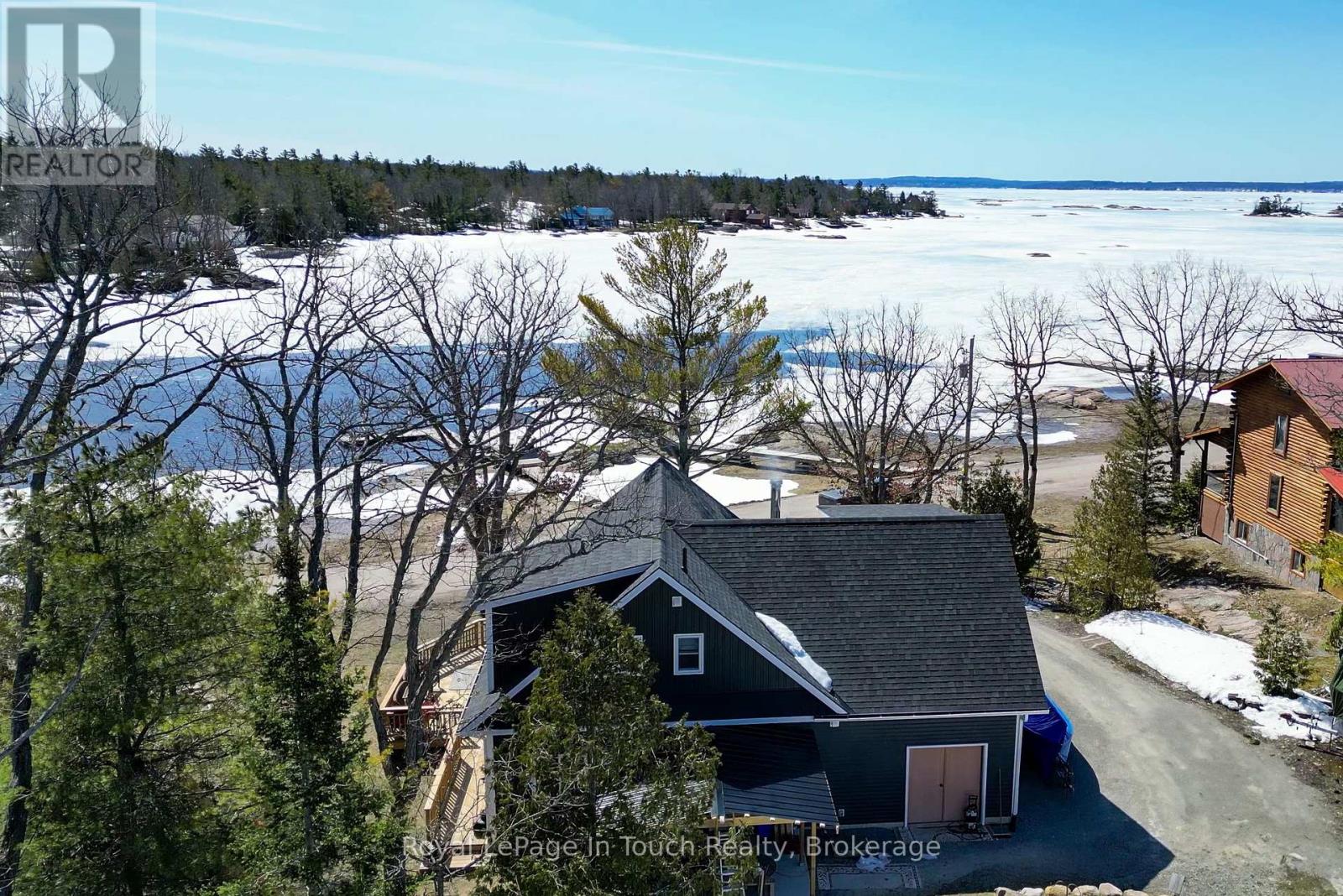 26 Macey Bay Road, Georgian Bay, Ontario  L0K 1S0 - Photo 4 - X12236862