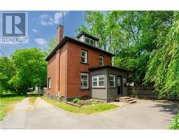 826 BEACH Boulevard, Hamilton, Ontario