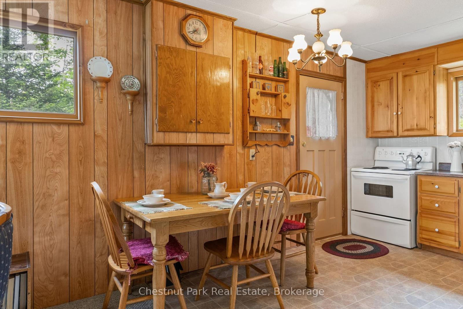 203b Lakeshore Drive, Strong, Ontario  P0A 1Z0 - Photo 14 - X12237022