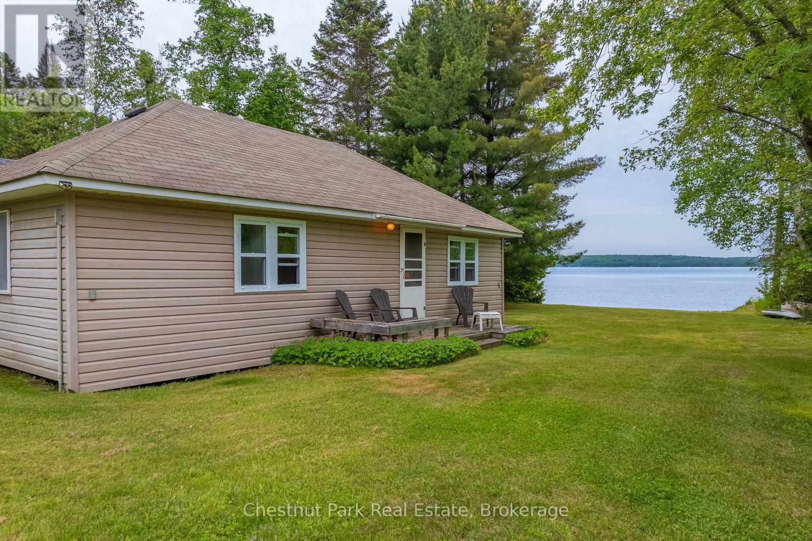 203b Lakeshore Drive, Strong, Ontario  P0A 1Z0 - Photo 21 - X12237022
