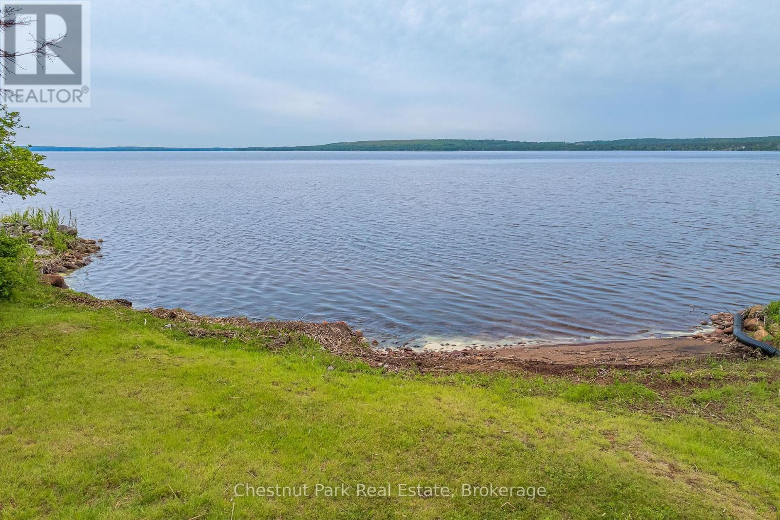 203b Lakeshore Drive, Strong, Ontario  P0A 1Z0 - Photo 24 - X12237022