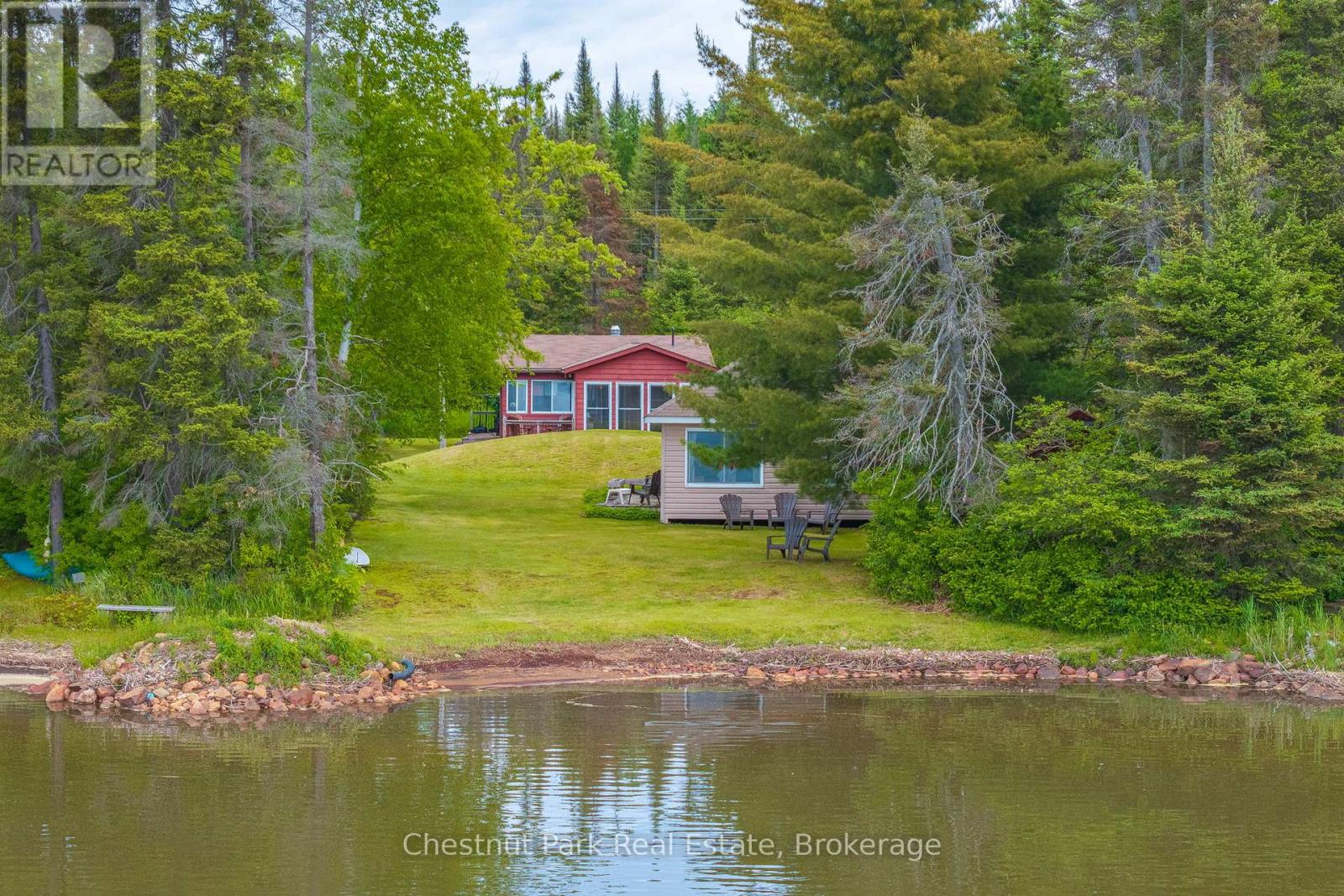 203b Lakeshore Drive, Strong, Ontario  P0A 1Z0 - Photo 3 - X12237022