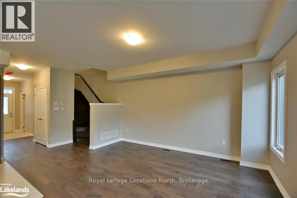 36 - 106 Addison Street, Blue Mountains, Ontario  N0H 1J0 - Photo 12 - X12237059