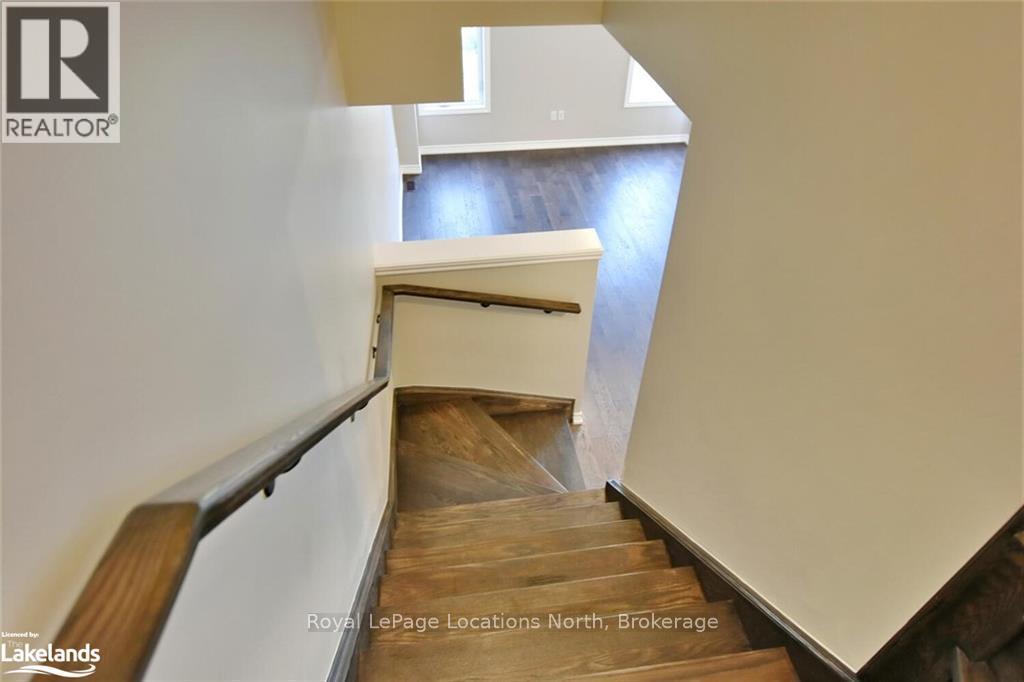 36 - 106 Addison Street, Blue Mountains, Ontario  N0H 1J0 - Photo 15 - X12237059