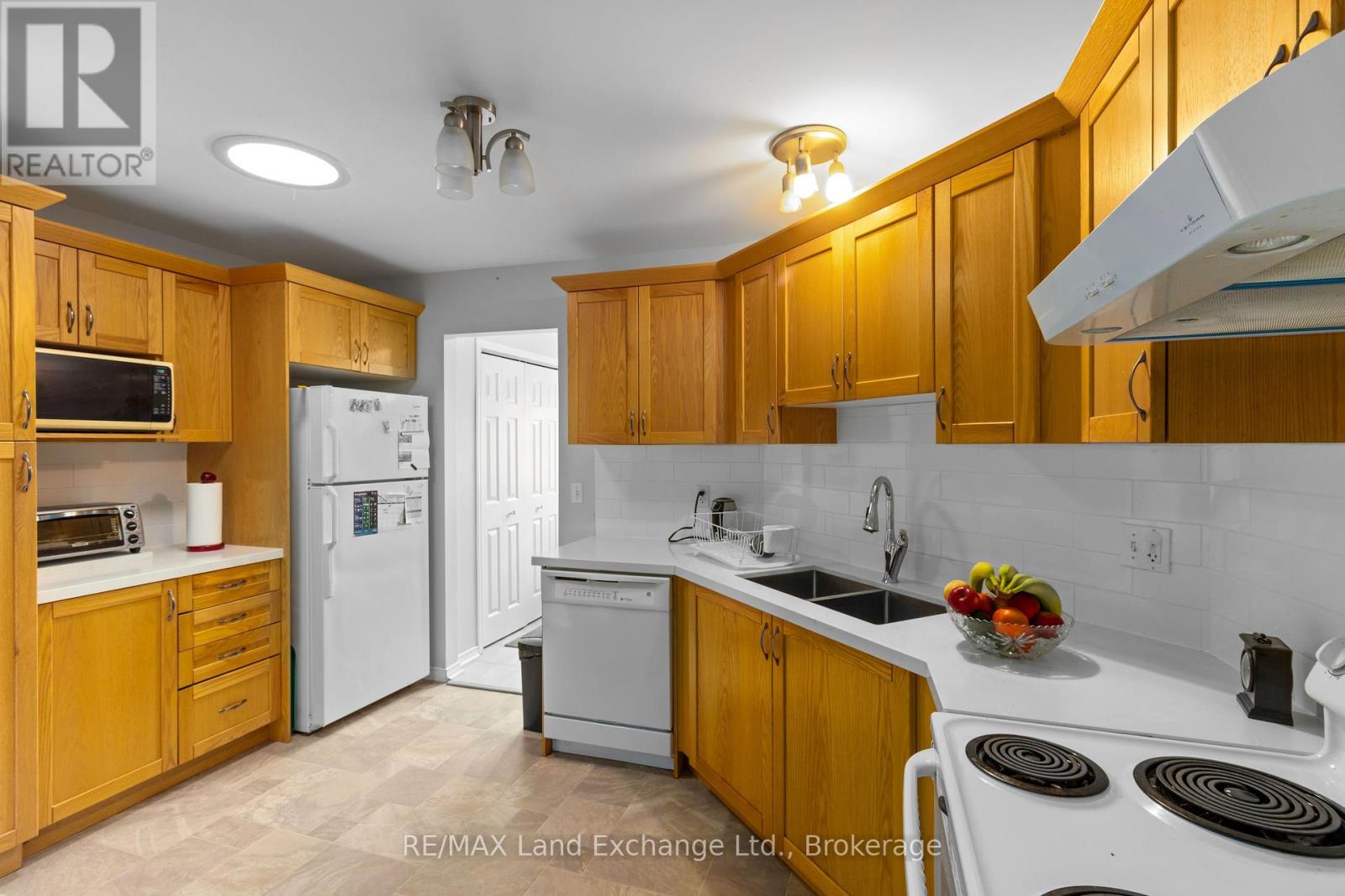 120 Owen Road, Wellington North, Ontario  N0G 2L2 - Photo 18 - X12237094