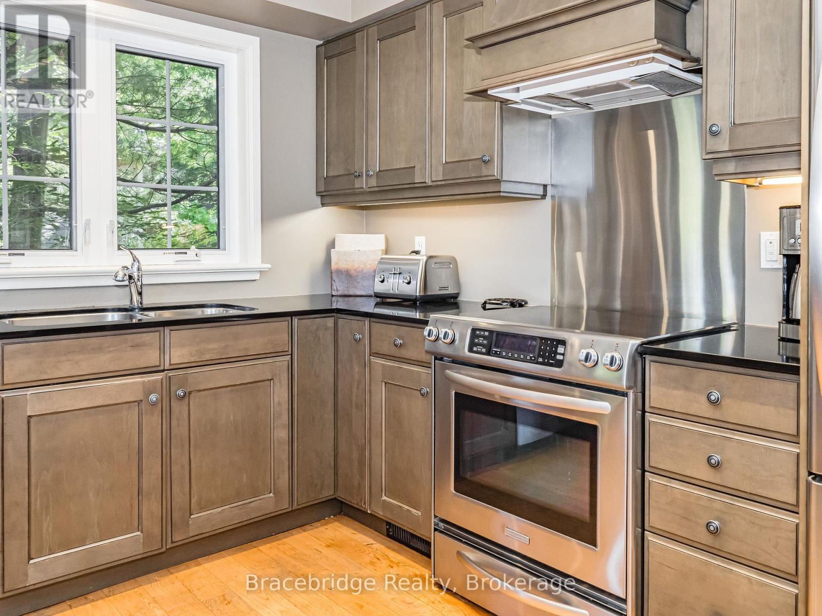 Sandfield 4 Week 1 - 3876 Muskoka Rd Hwy 118 W, Muskoka Lakes, Ontario  P0B 1J0 - Photo 11 - X12237207