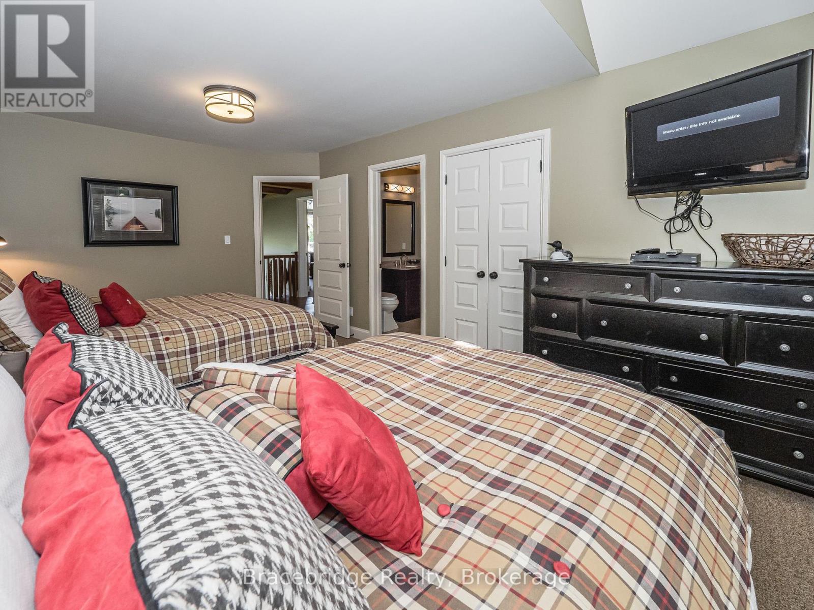 Sandfield 4 Week 1 - 3876 Muskoka Rd Hwy 118 W, Muskoka Lakes, Ontario  P0B 1J0 - Photo 34 - X12237207