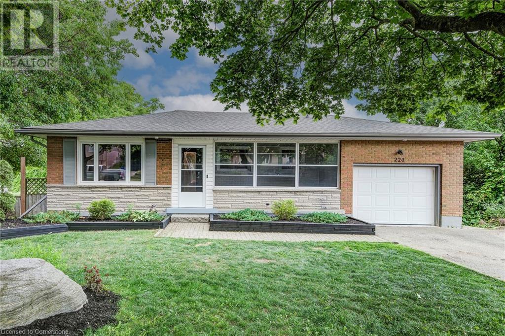 223 Williamsburg Road, Kitchener, Ontario  N2E 1K8 - Photo 1 - 40743739