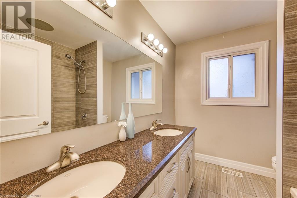 223 Williamsburg Road, Kitchener, Ontario  N2E 1K8 - Photo 15 - 40743739