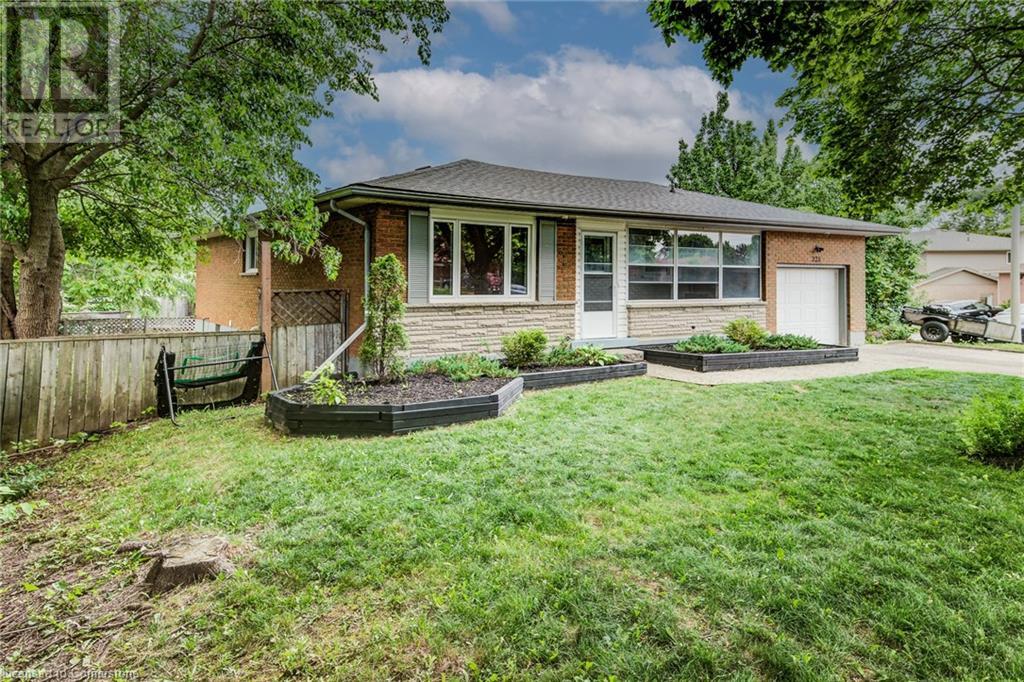 223 Williamsburg Road, Kitchener, Ontario  N2E 1K8 - Photo 2 - 40743739