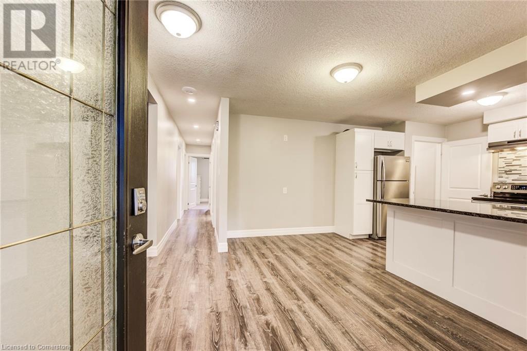 223 Williamsburg Road, Kitchener, Ontario  N2E 1K8 - Photo 6 - 40743739