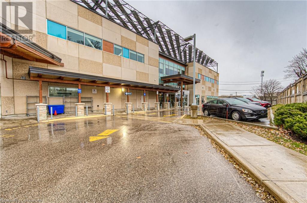 50 Kent Avenue, Kitchener, Ontario  N2G 3R1 - Photo 4 - 40741280