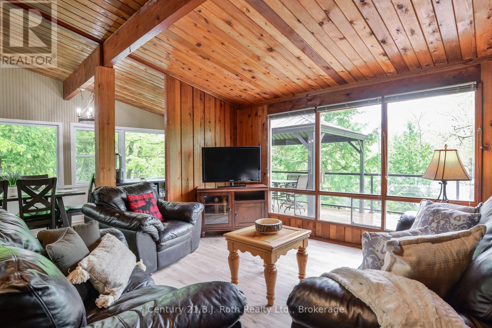 5335 Claresbridge Lane, Severn, Ontario  L0K 2B0 - Photo 5 - S12237355