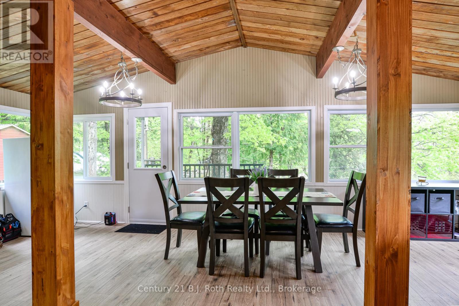 5335 Claresbridge Lane, Severn, Ontario  L0K 2B0 - Photo 7 - S12237355