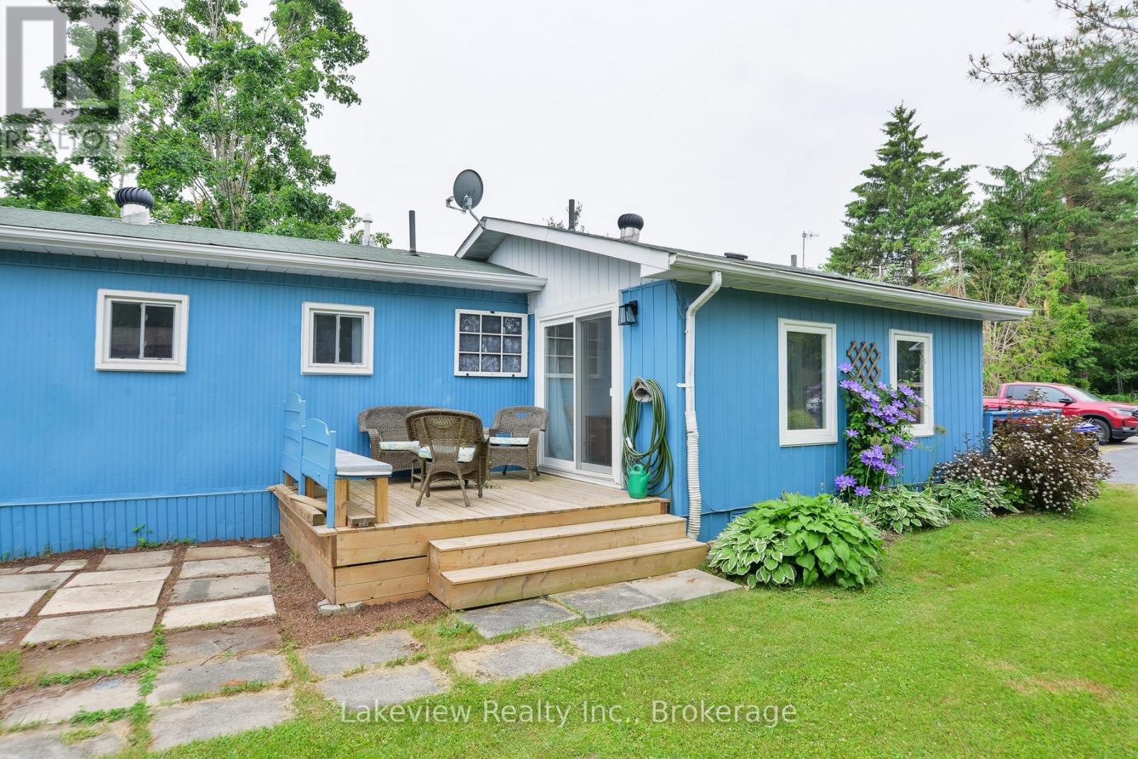 17 Montgreenan Drive, Oro-Medonte, Ontario  L3V 0P9 - Photo 16 - S12237442