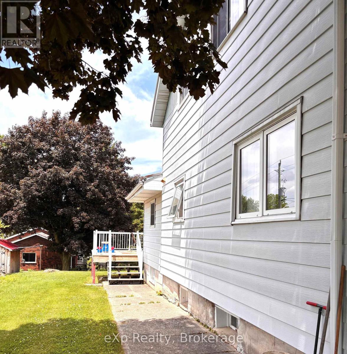 5 Ignatz Street, South Bruce, Ontario  N0G 2J0 - Photo 7 - X12237501