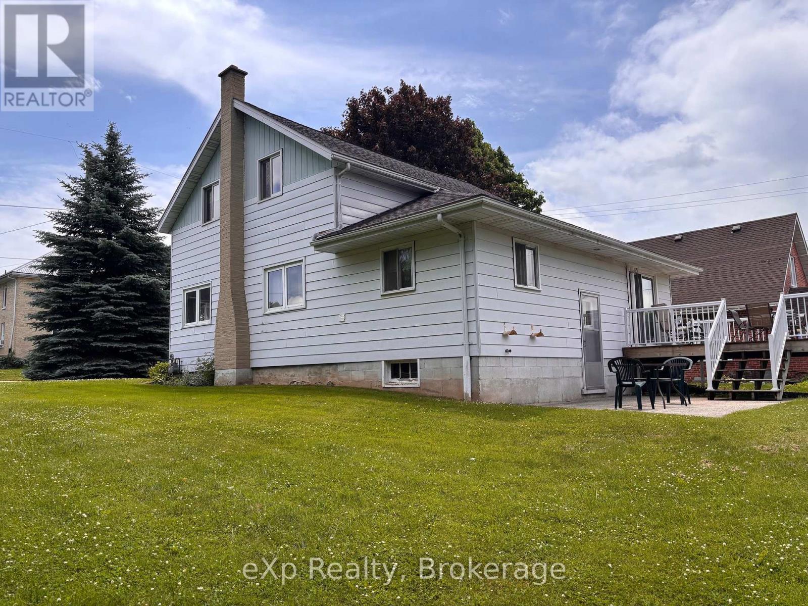 5 Ignatz Street, South Bruce, Ontario  N0G 2J0 - Photo 8 - X12237501