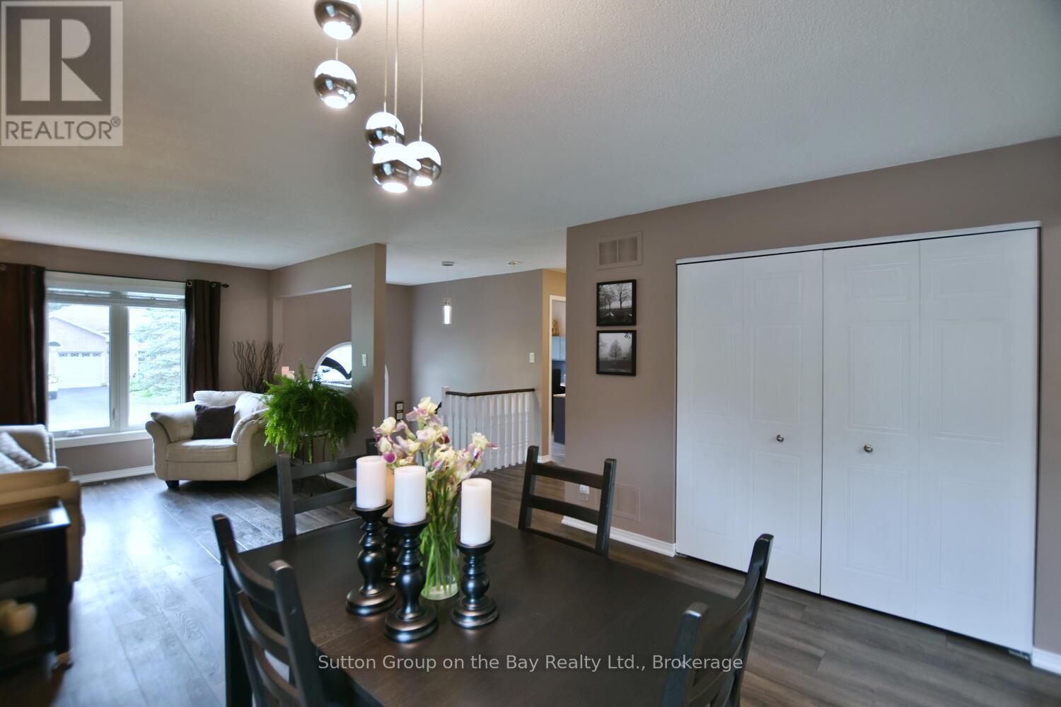 30 Acorn Crescent, Wasaga Beach, Ontario  L9Z 1L6 - Photo 12 - S12237574