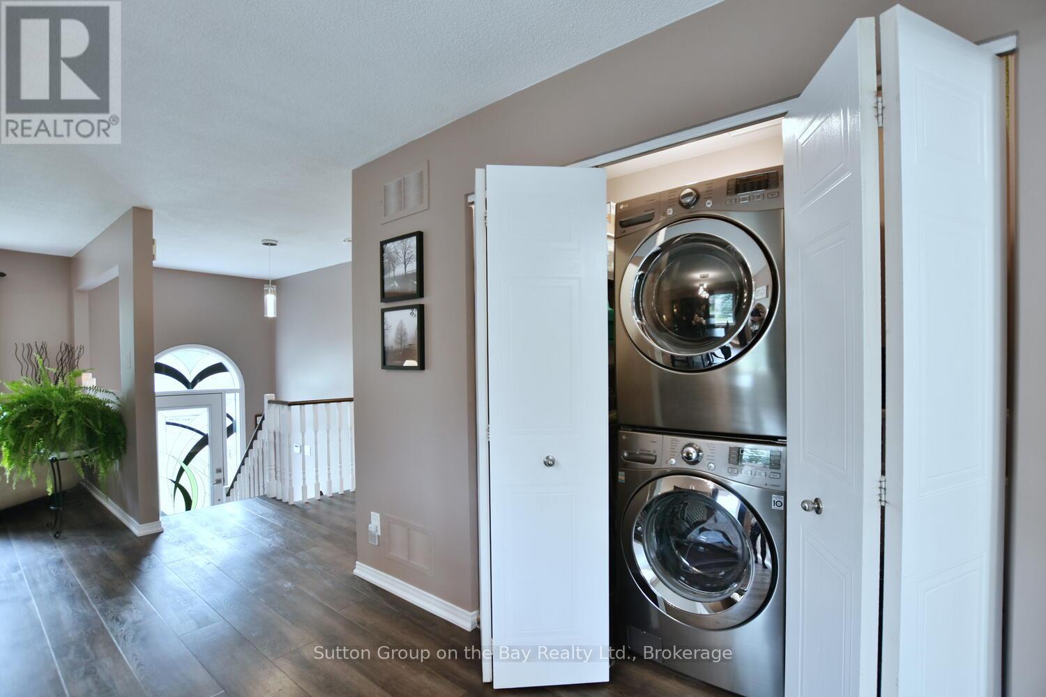 30 Acorn Crescent, Wasaga Beach, Ontario  L9Z 1L6 - Photo 15 - S12237574