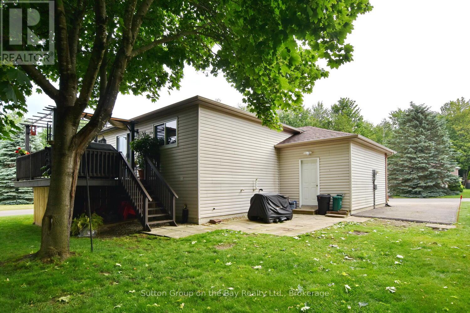 30 Acorn Crescent, Wasaga Beach, Ontario  L9Z 1L6 - Photo 18 - S12237574