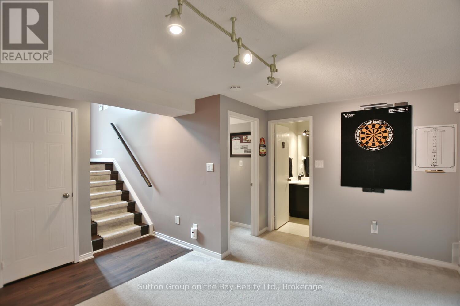 30 Acorn Crescent, Wasaga Beach, Ontario  L9Z 1L6 - Photo 37 - S12237574