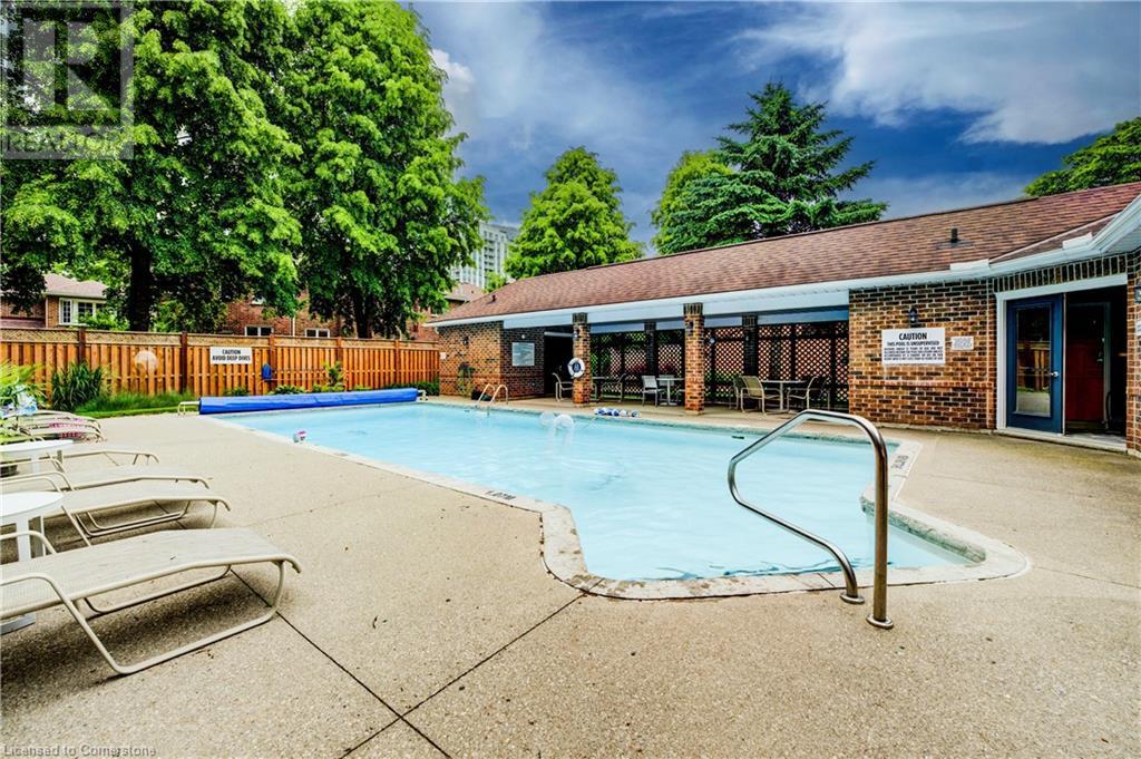 52 Allen Street W Unit# 2, Waterloo, Ontario  N2L 6H3 - Photo 42 - 40743683