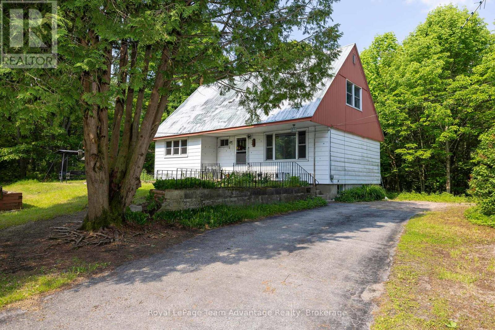 100 PARRY SOUND DRIVE, McDougall, Ontario