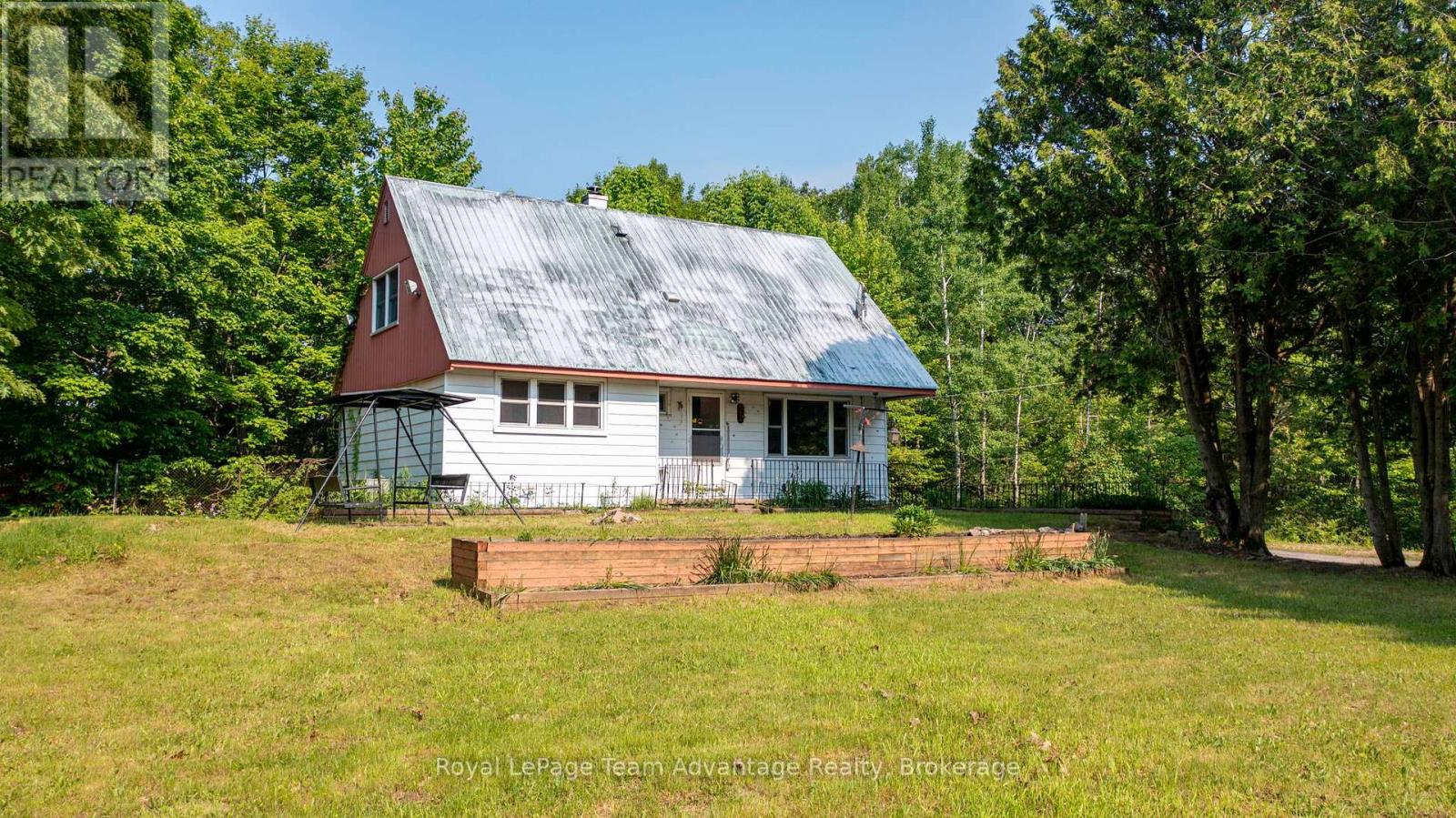 100 Parry Sound Drive, Mcdougall, Ontario  P2A 2W7 - Photo 25 - X12237782