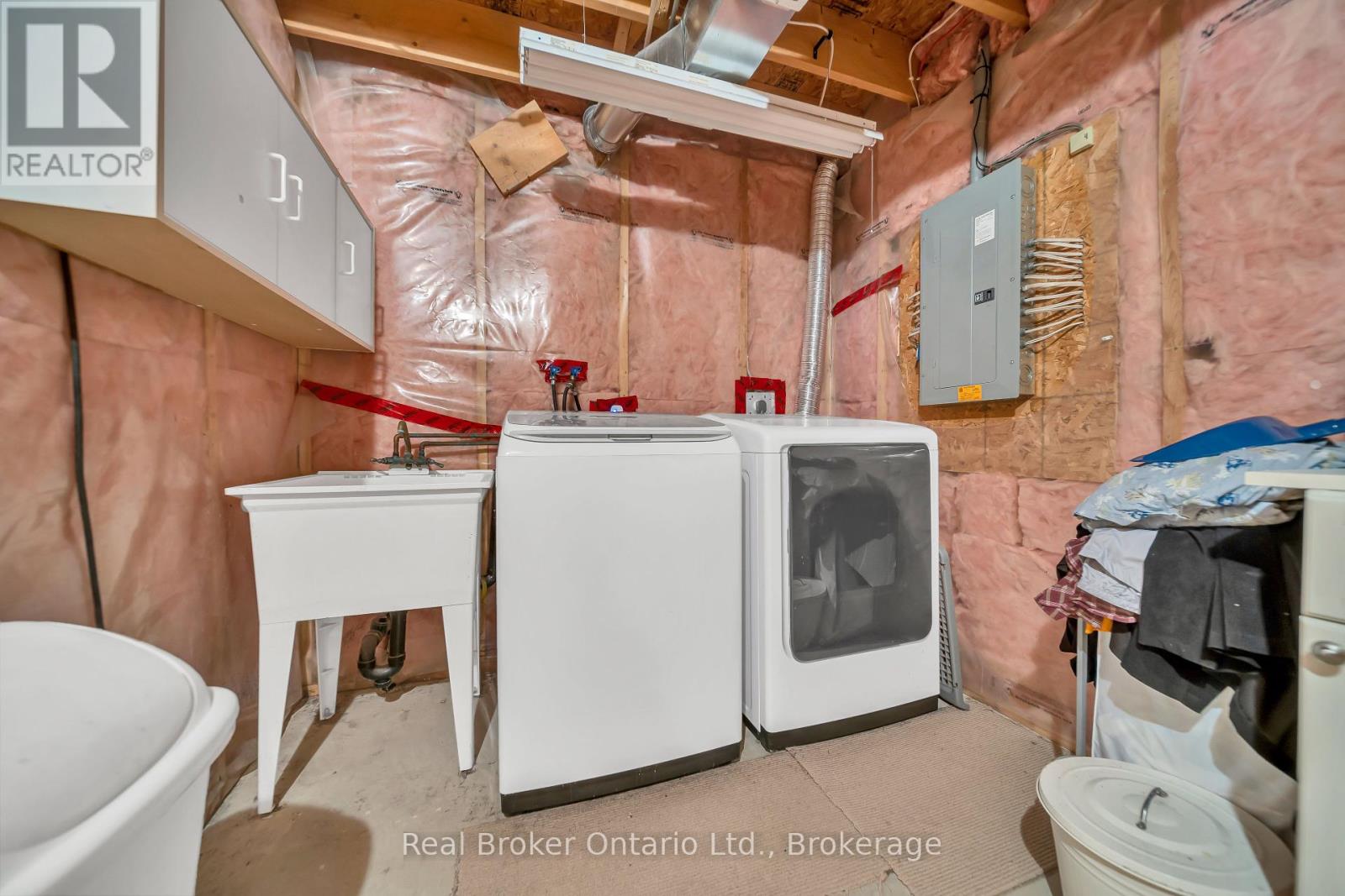 86 Milson Crescent, Guelph, Ontario  N1C 1G6 - Photo 30 - X12237958