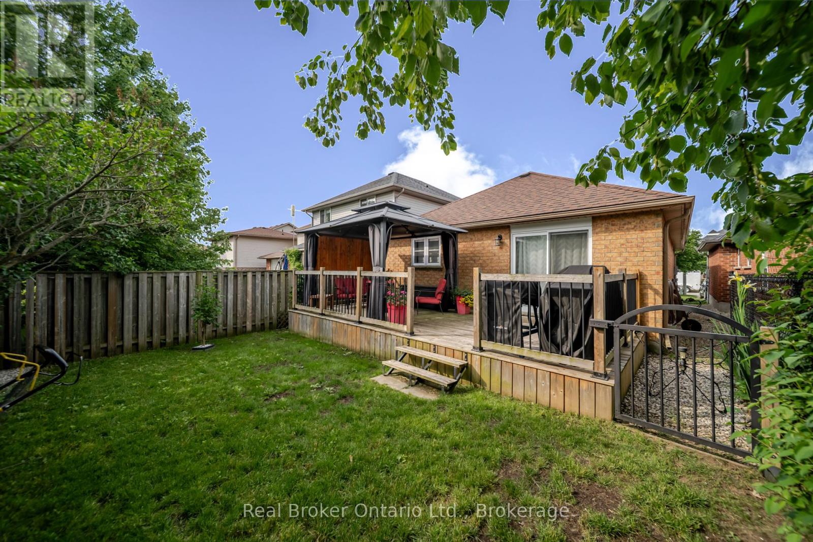 86 Milson Crescent, Guelph, Ontario  N1C 1G6 - Photo 34 - X12237958