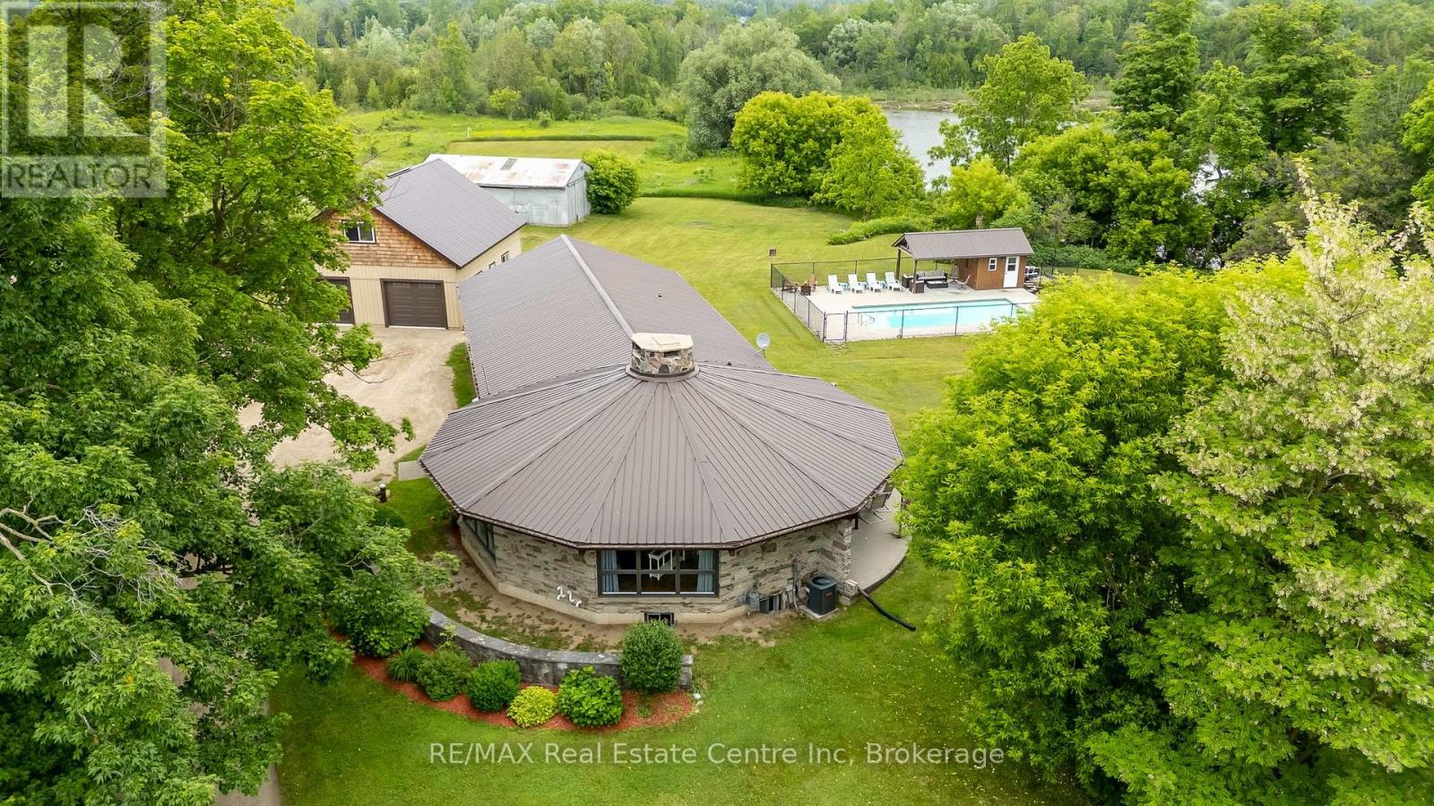26 OLD BROCK ROAD, Puslinch, Ontario