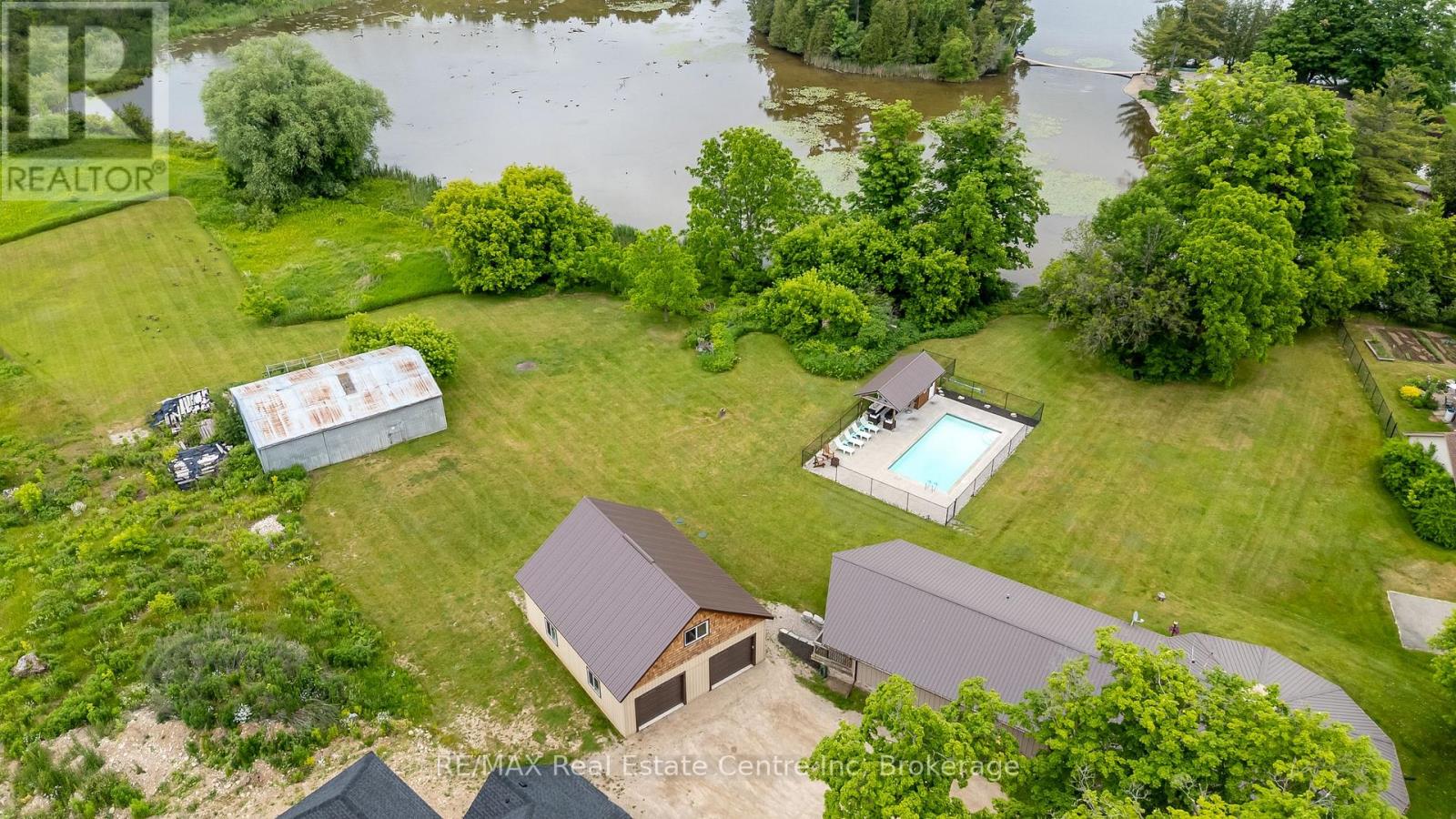 26 Old Brock Road, Puslinch, Ontario  N0B 2J0 - Photo 45 - X12238033