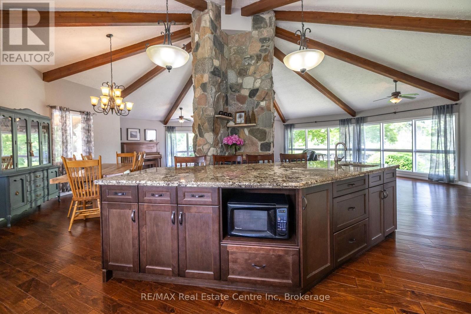 26 Old Brock Road, Puslinch, Ontario  N0B 2J0 - Photo 49 - X12238033