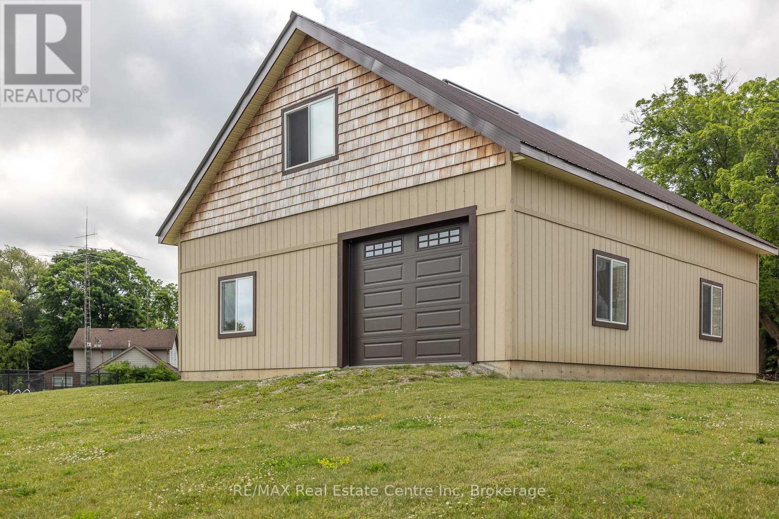 26 Old Brock Road, Puslinch, Ontario  N0B 2J0 - Photo 5 - X12238033