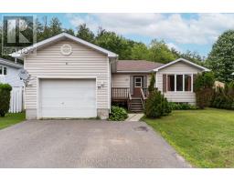 61 TAMARACK TRAIL, Bracebridge, Ontario