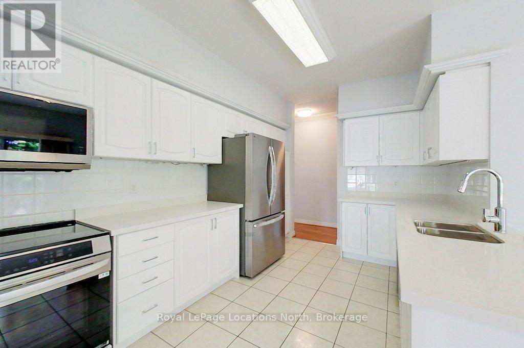 1 Wellford Gate, Brampton, Ontario  L6R 1W5 - Photo 12 - W12238155