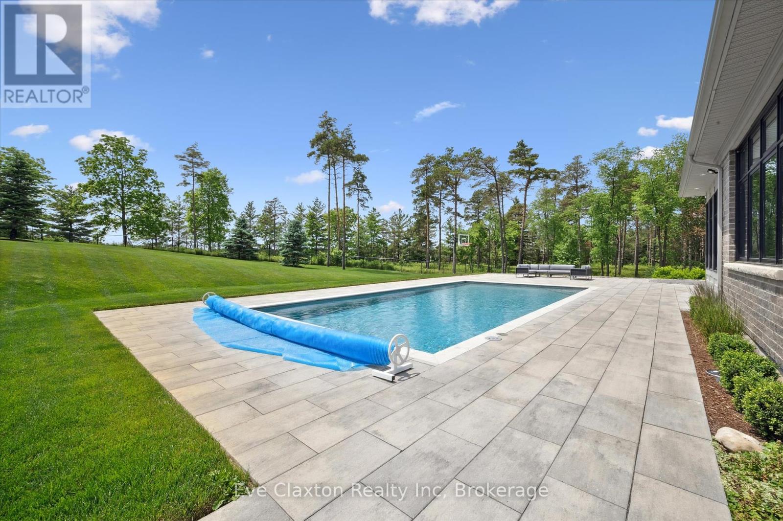 6815 Wellington Rd 34, Puslinch, Ontario  N3C 2V4 - Photo 36 - X12238151