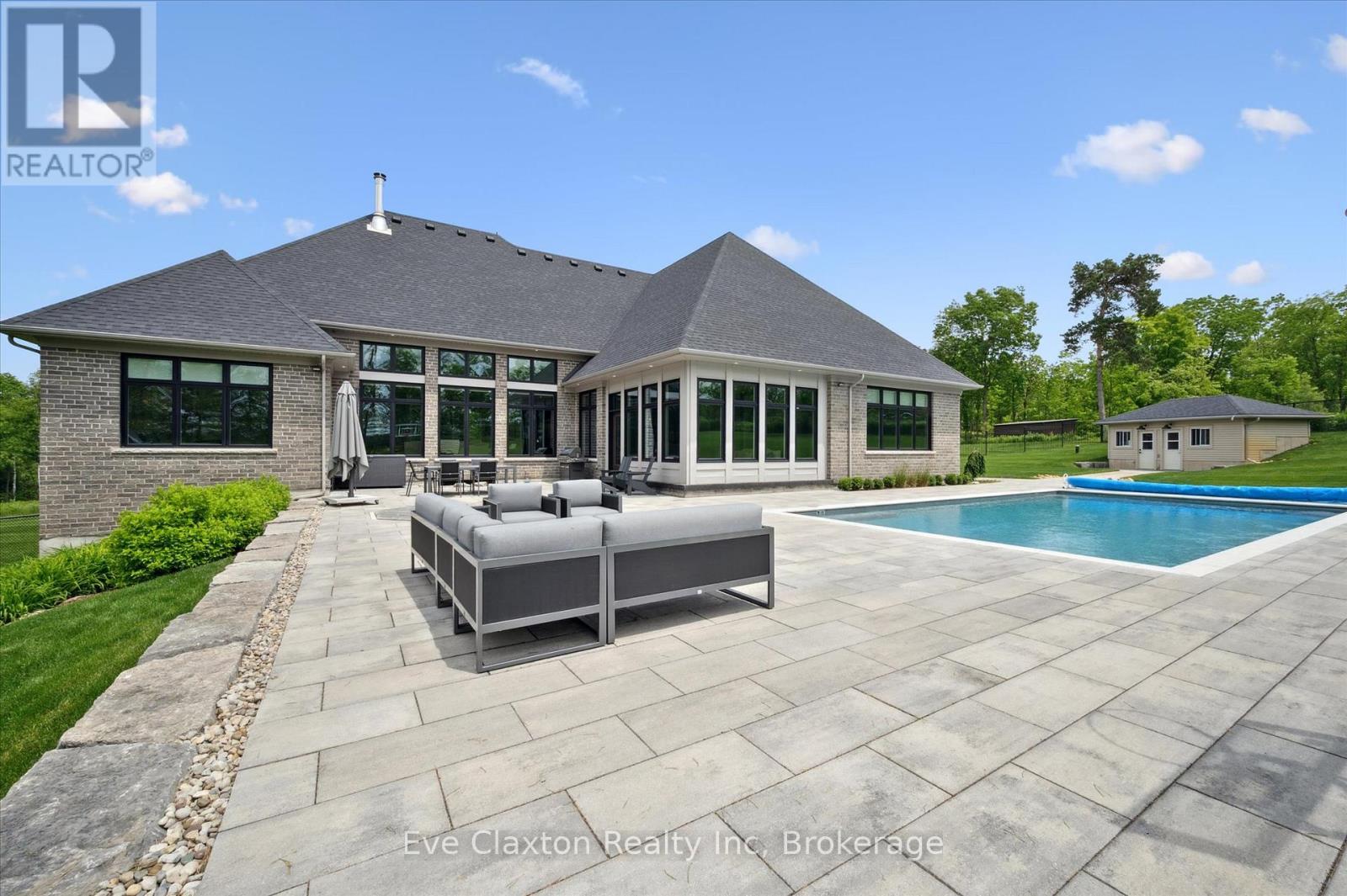 6815 Wellington Rd 34, Puslinch, Ontario  N3C 2V4 - Photo 39 - X12238151