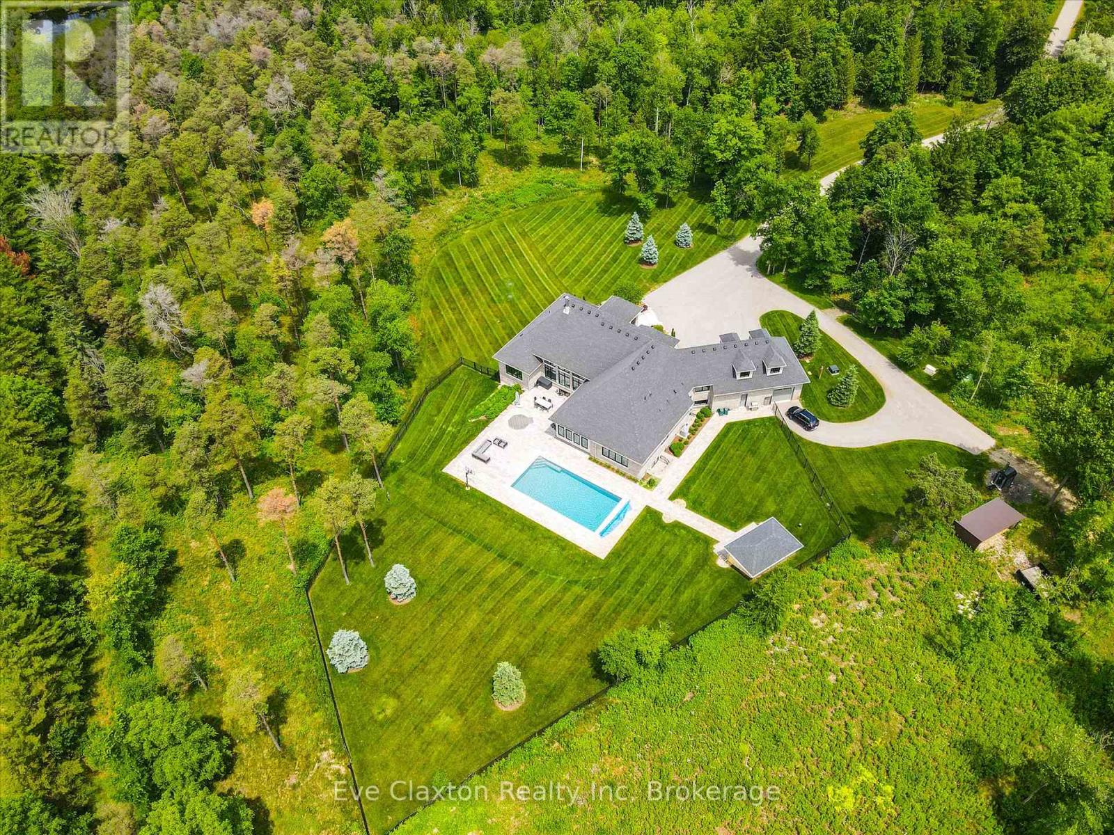 6815 Wellington Rd 34, Puslinch, Ontario  N3C 2V4 - Photo 45 - X12238151