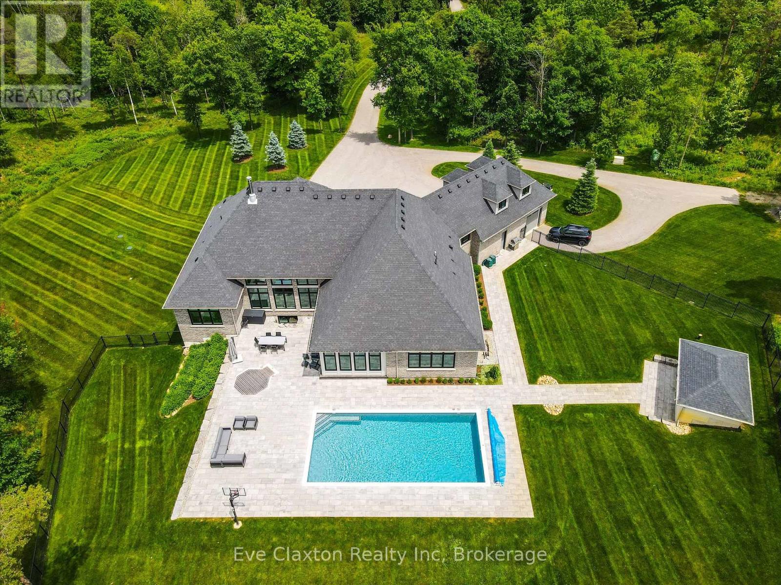 6815 Wellington Rd 34, Puslinch, Ontario  N3C 2V4 - Photo 48 - X12238151