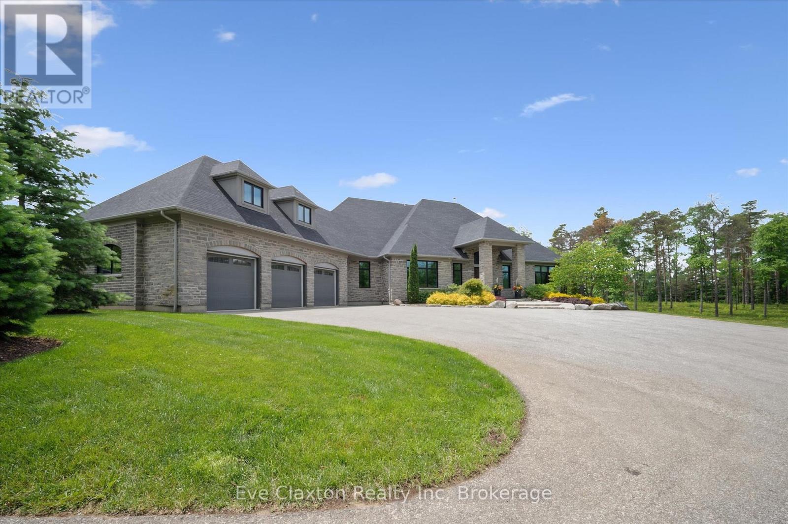 6815 Wellington Rd 34, Puslinch, Ontario  N3C 2V4 - Photo 5 - X12238151