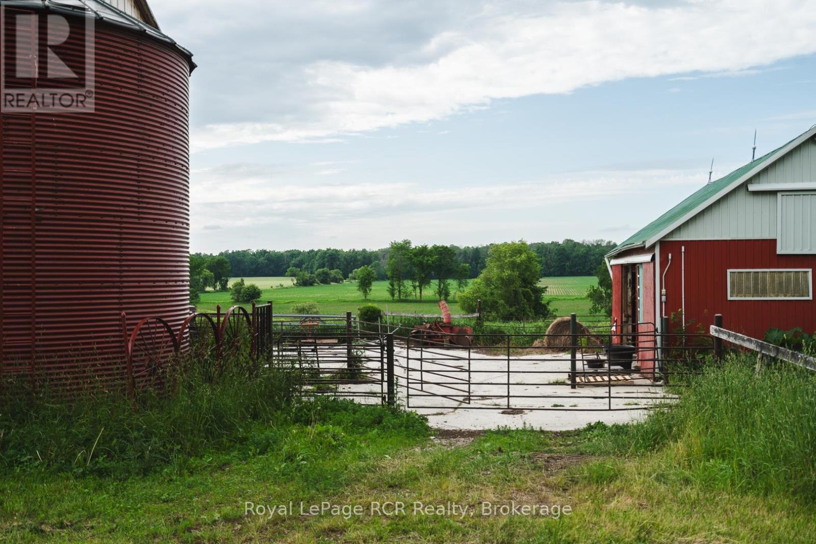 072422 10 Side Road, West Grey, Ontario  N0G 2M0 - Photo 35 - X12238206