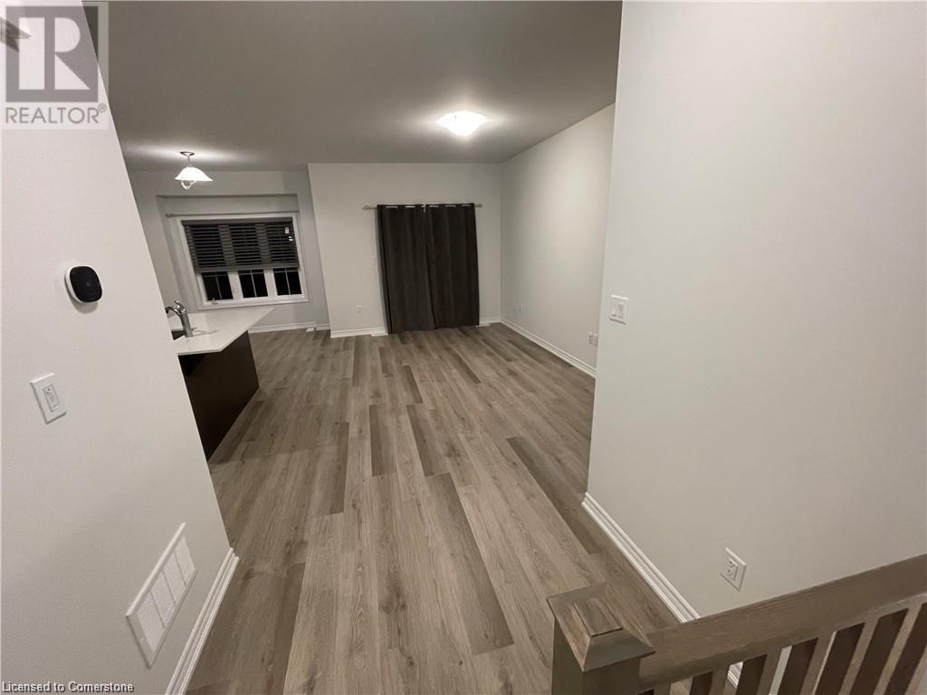124 Compass Trail Unit# 69, Cambridge, Ontario  N3E 0E3 - Photo 3 - 40742116