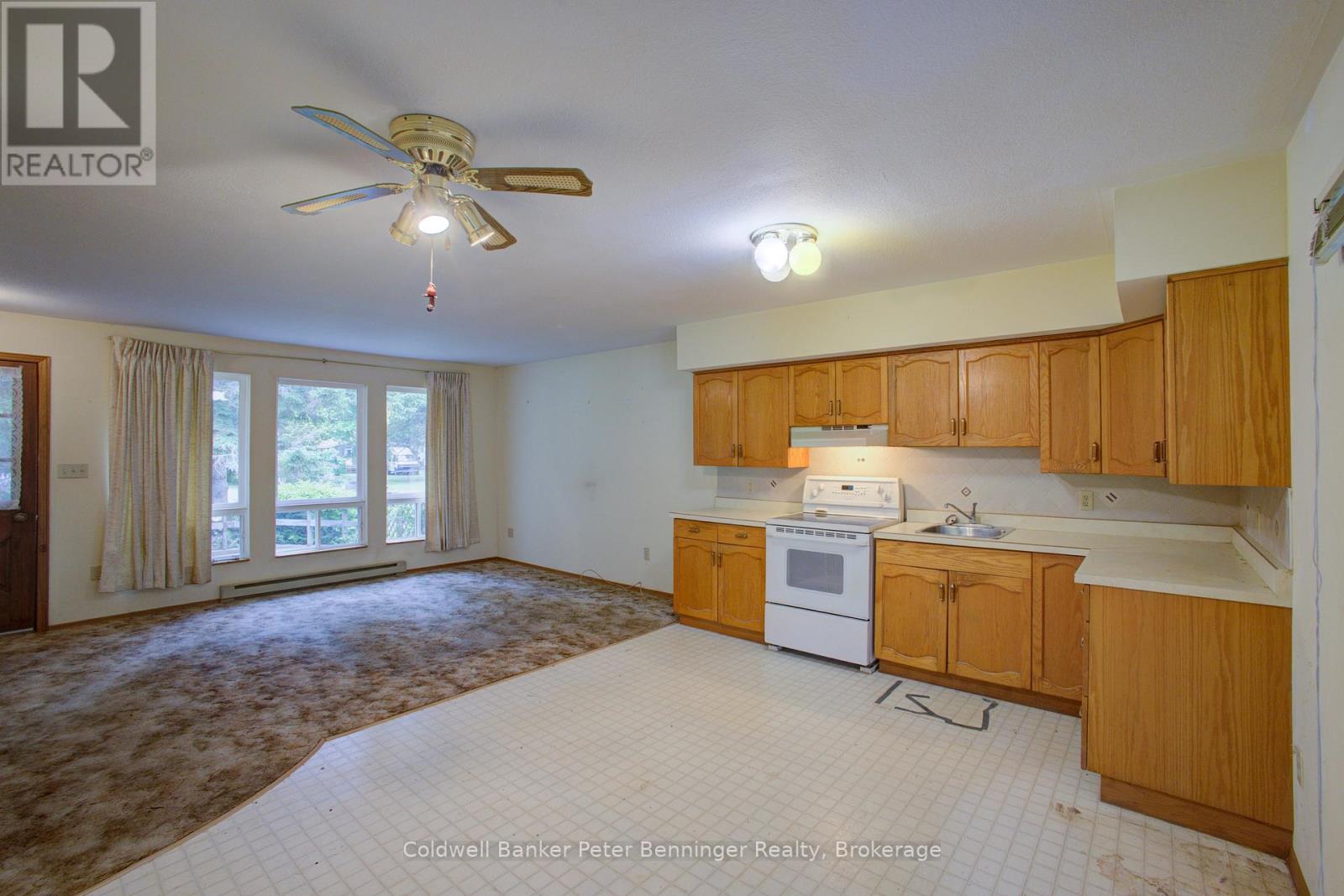 300 Sauk Court, Huron-Kinloss, Ontario  N0G 2R0 - Photo 19 - X12238264