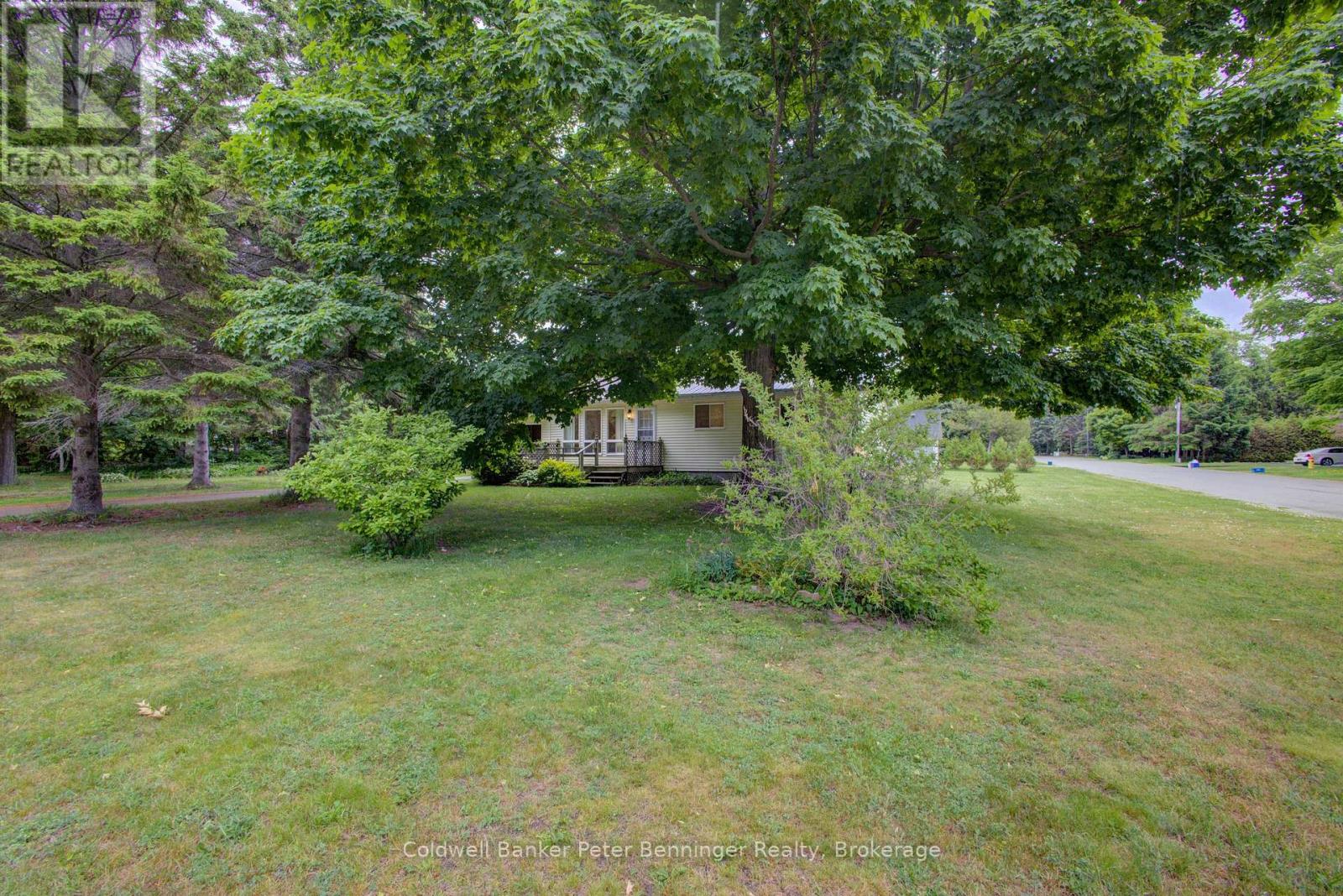 300 Sauk Court, Huron-Kinloss, Ontario  N0G 2R0 - Photo 28 - X12238264