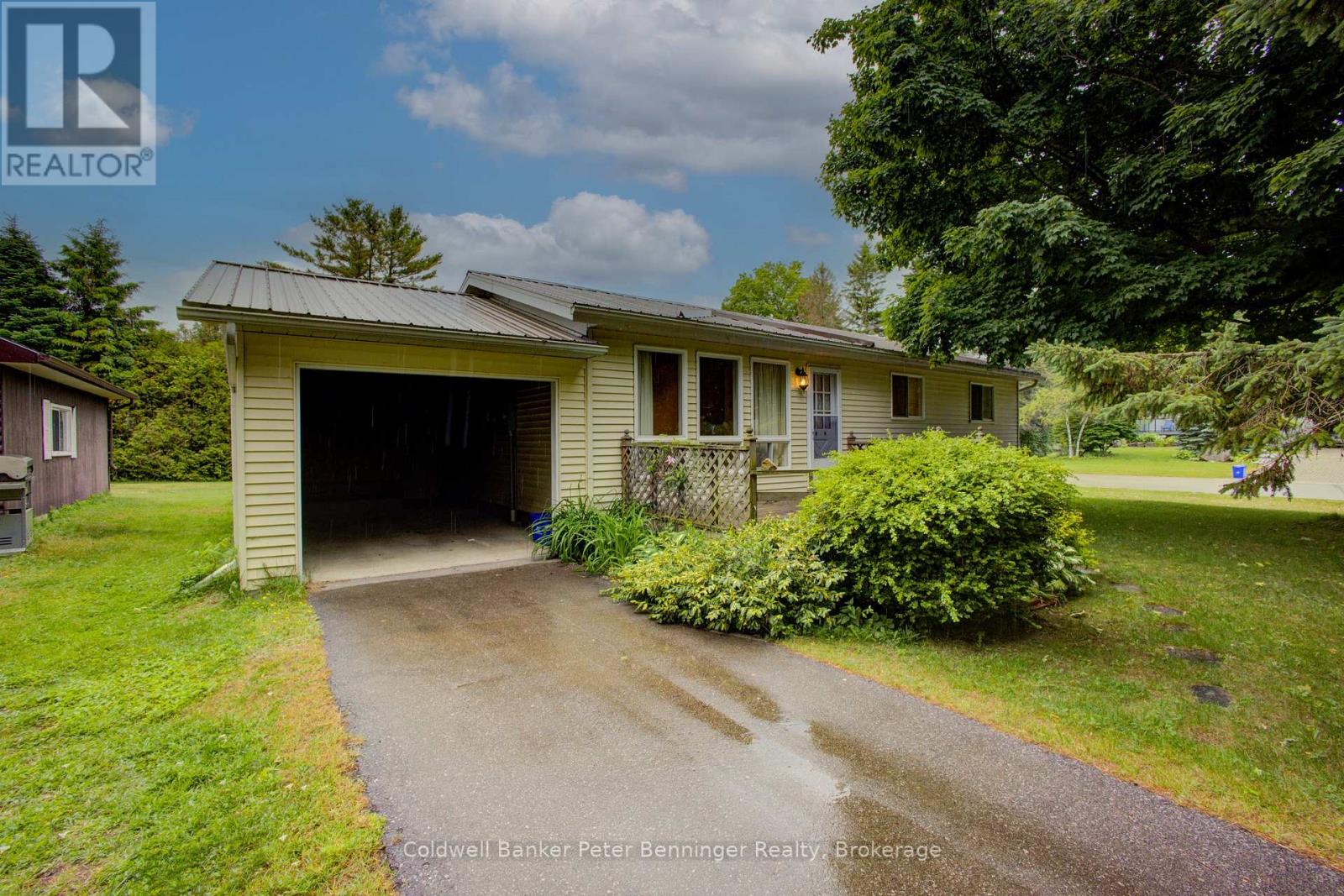 300 Sauk Court, Huron-Kinloss, Ontario  N0G 2R0 - Photo 30 - X12238264