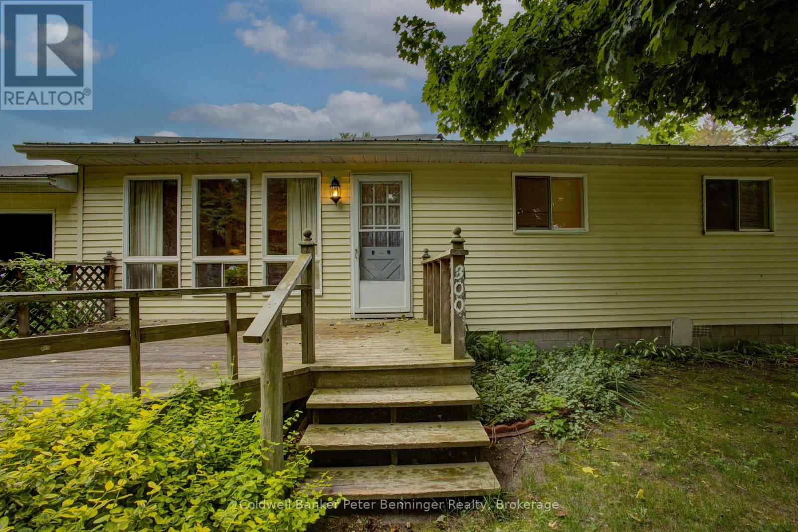 300 Sauk Court, Huron-Kinloss, Ontario  N0G 2R0 - Photo 9 - X12238264