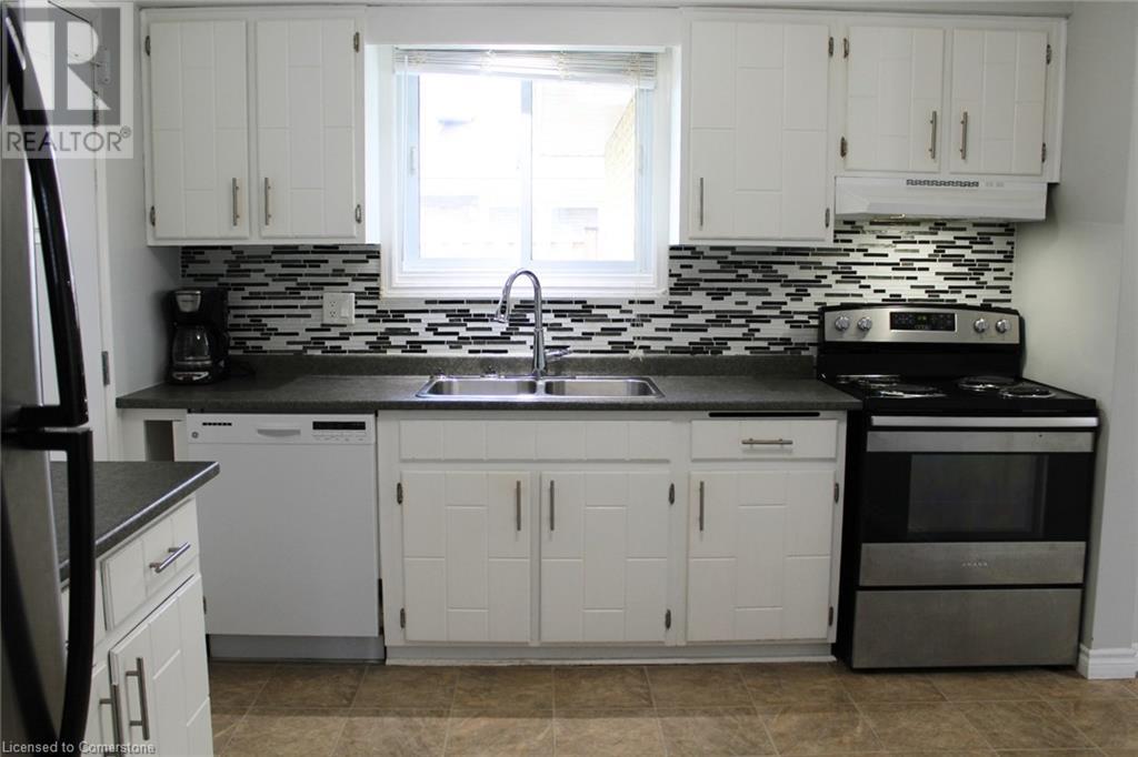 11 Wordsworth Place Unit# Upper, Kitchener, Ontario  N2B 3K6 - Photo 5 - 40742223